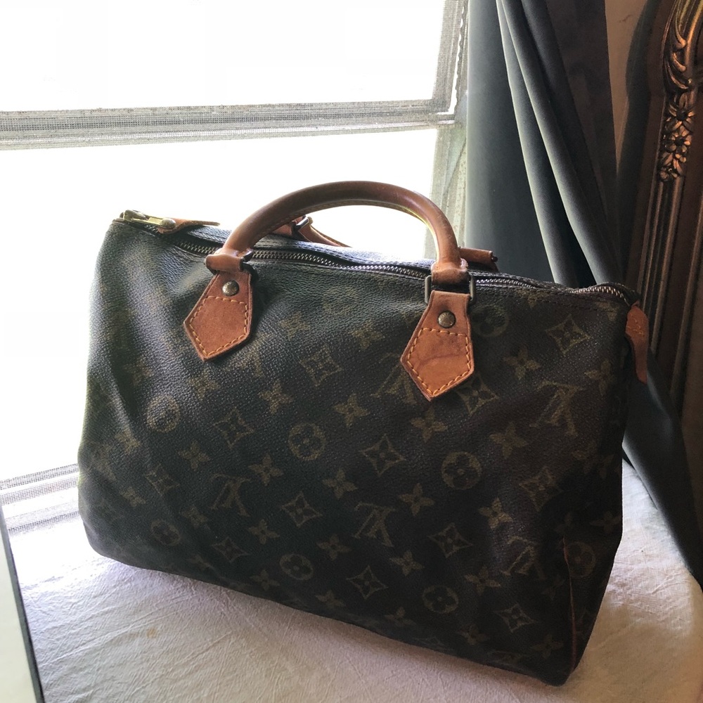 Vintage Louis Vuitton Speedy 30